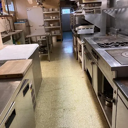 Le Dauphin 펜션 생 피에르 드 니